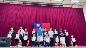 113-2學年度第2學期國中第二次段考頒獎代表照片
